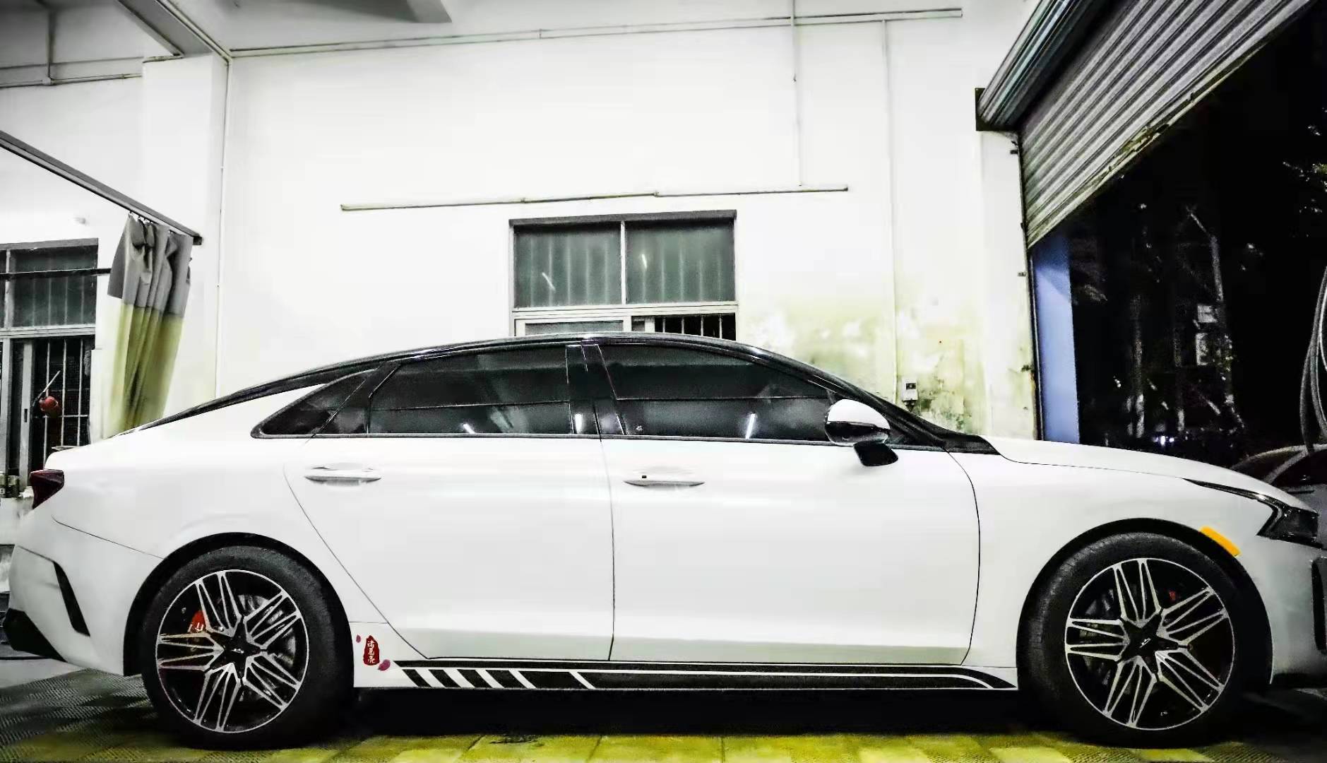 K5 凱酷高顏值、高性能，重新定義B級(jí)車(chē)體驗(yàn)標(biāo)桿！改裝亦不能少